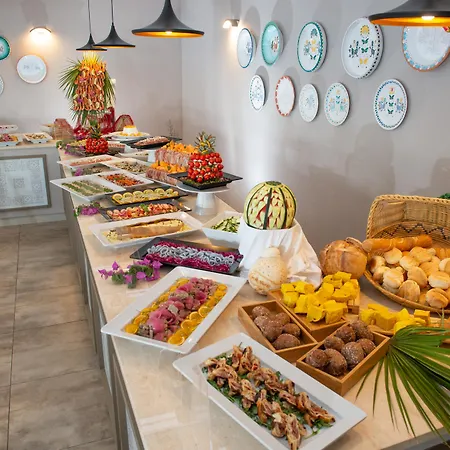منتجع Village 4*