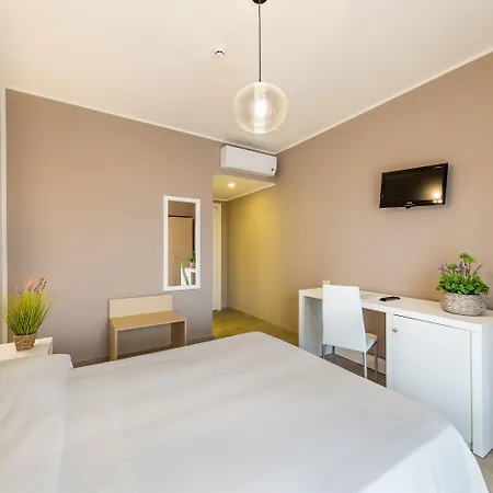 Village 카스텔사르도