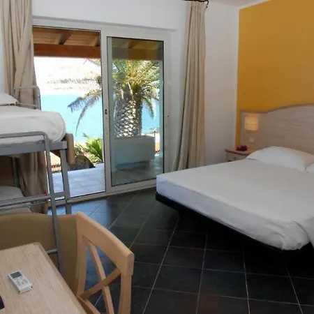 Resort Village 4*